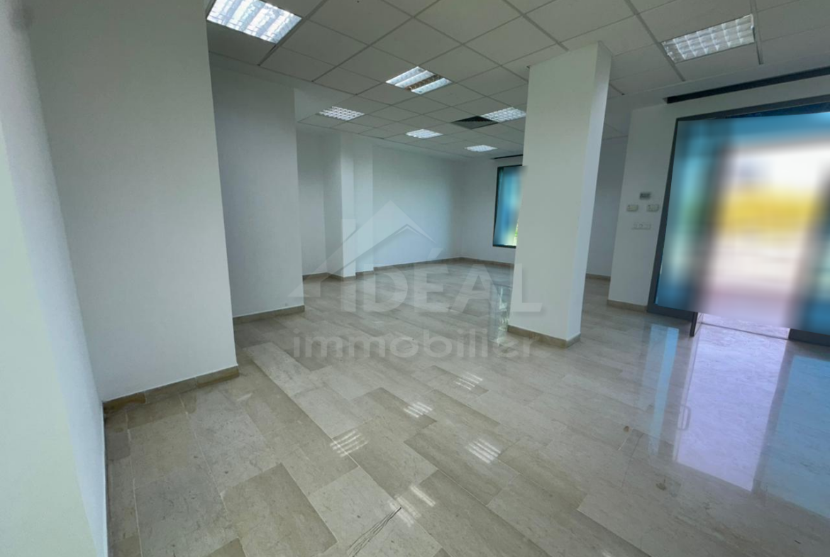 Bureau à louer Lac 1 de 180 m²
