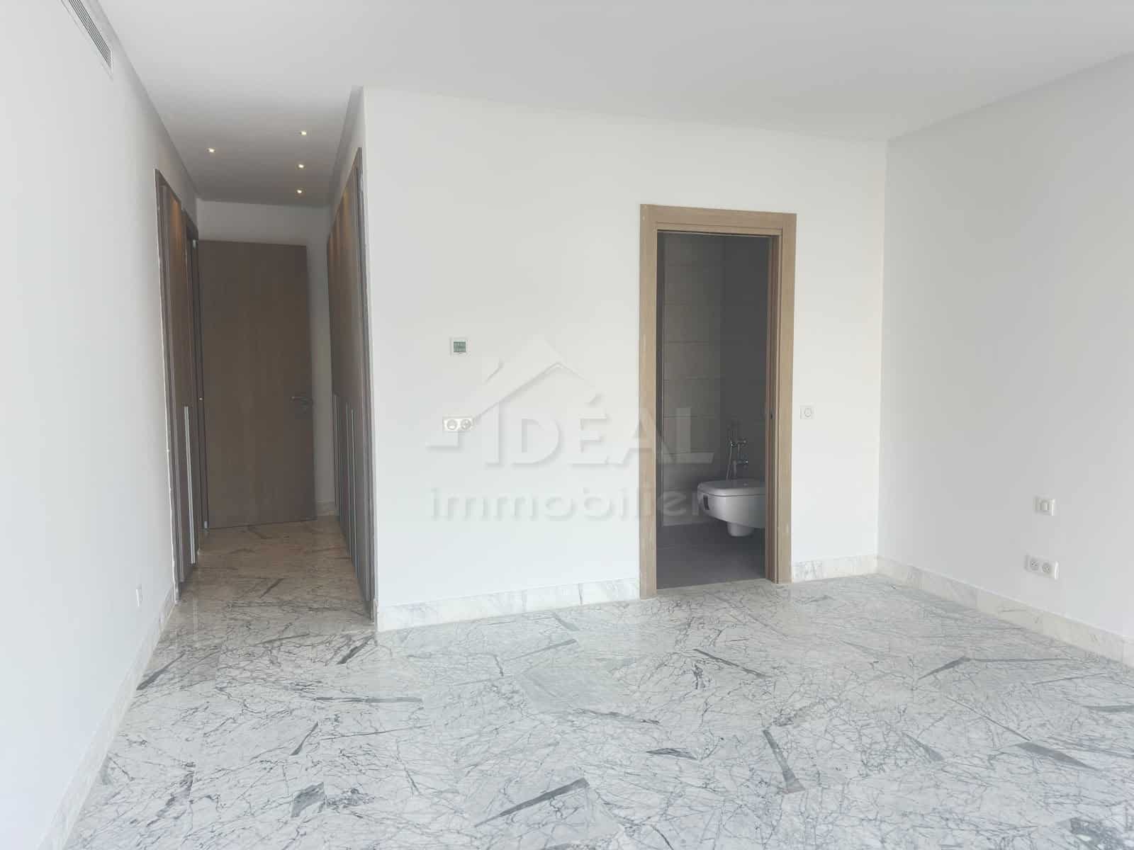 V26-005-008 Suite – appartement au Lac 2